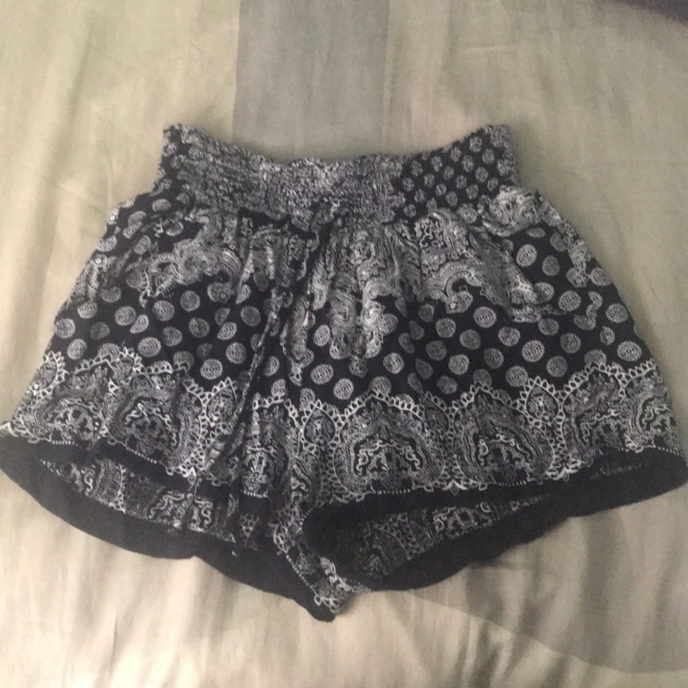 Flowy shorts